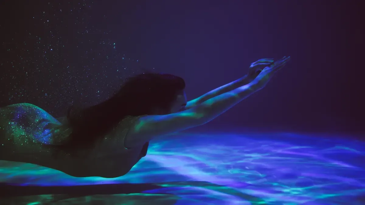 So installieren Sie Unterwasser-LED-Flex-Beleuchtung in Pools und Springbrunnen