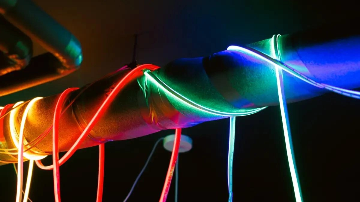 Flexibles 3D-Biegen von LED-Neon: Ultimativer Leitfaden f&uuml;r gebogene Architektur